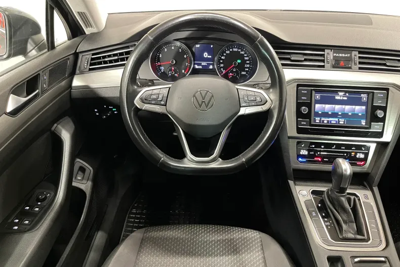 Volkswagen Passat din 2021 cu 150.173 km - oferta VOL217892 - foto 6