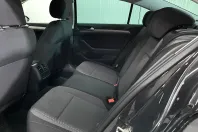 Volkswagen Passat din 2021 cu 150.173 km - oferta VOL217892 - foto 11