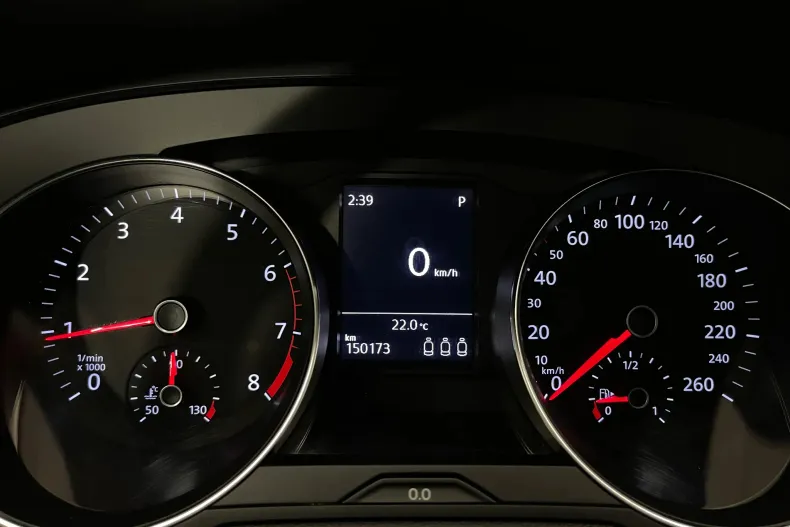 Volkswagen Passat din 2021 cu 150.173 km - oferta VOL217892 - foto 22