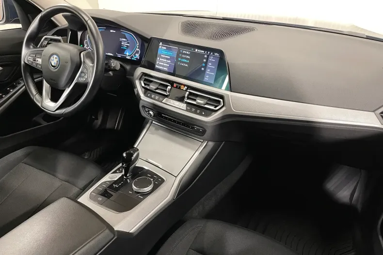 BMW 320e (Seria 3) din 2022 cu 61.610 km - oferta BMW217894 - foto 8