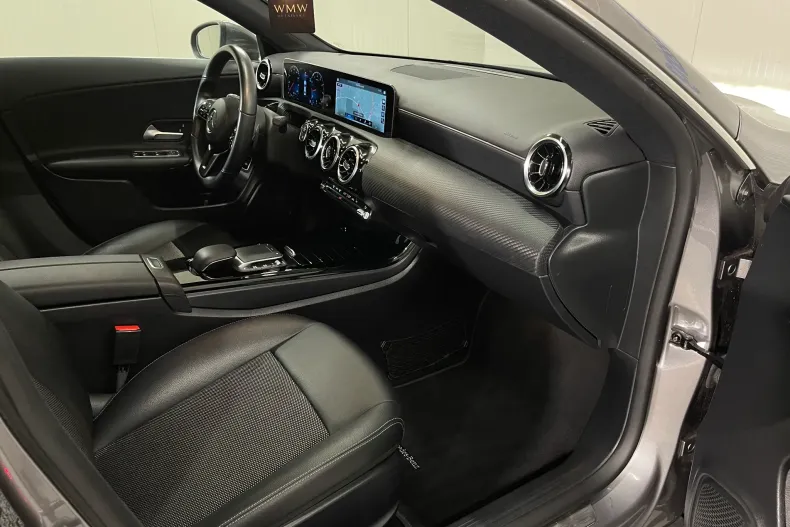 Mercedes-Benz CLA 200 (Clasa CLA) din 2020 cu 100.610 km - oferta MER217902 - foto 9