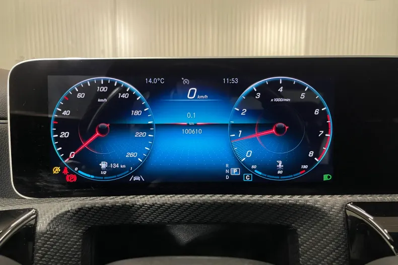 Mercedes-Benz CLA 200 (Clasa CLA) din 2020 cu 100.610 km - oferta MER217902 - foto 28