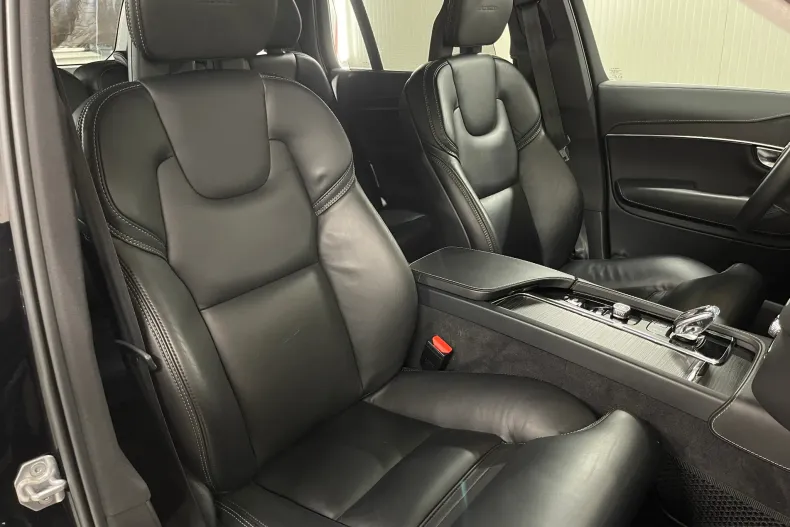 Volvo XC90 din 2020 cu 82.613 km - oferta VOL217904 - foto 9