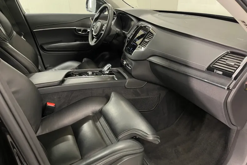 Volvo XC90 din 2020 cu 82.613 km - oferta VOL217904 - foto 10