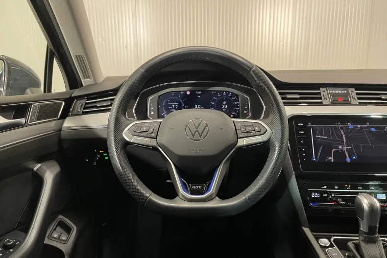 Volkswagen Passat din 2021 cu 73.658 km - oferta VOL217905 - foto 5