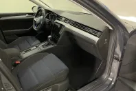 Volkswagen Passat din 2021 cu 73.658 km - oferta VOL217905 - foto 8