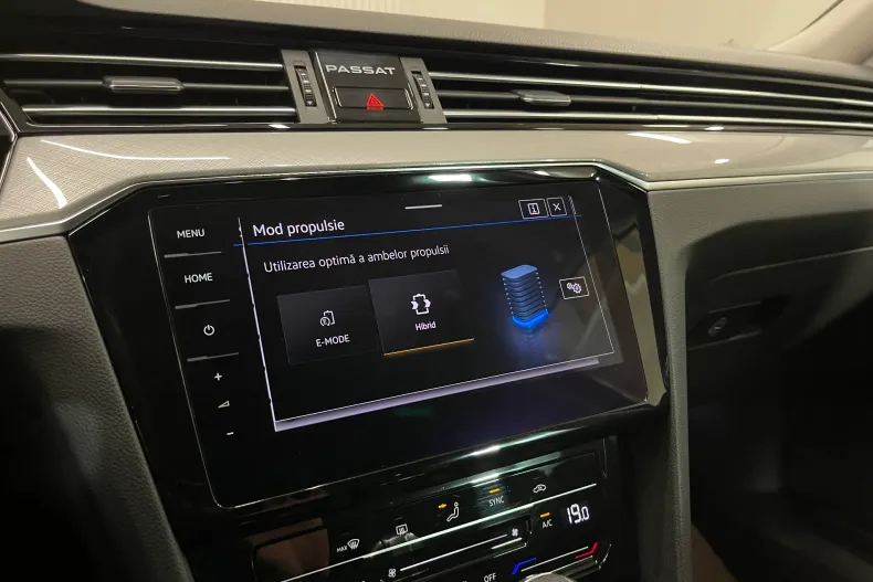 Volkswagen Passat din 2021 cu 73.658 km - oferta VOL217905 - foto 19