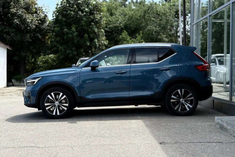 Volvo XC40 din 2022 cu 31.954 km - oferta VOL217906 - foto 4
