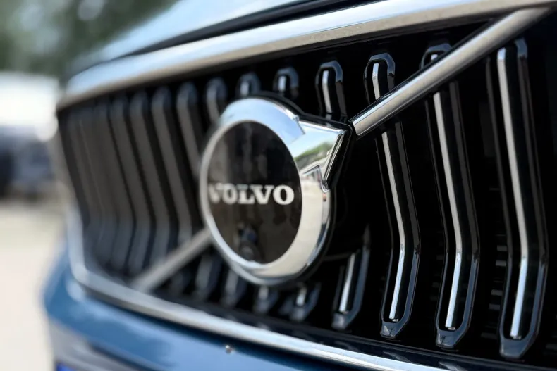 Volvo XC40 din 2022 cu 31.954 km - oferta VOL217906 - foto 27