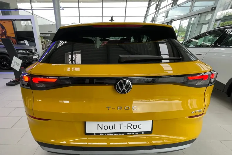 Volkswagen T-Roc din 2026 cu 1 km - oferta VOL217907 - foto 4