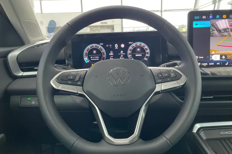 Volkswagen T-Roc din 2026 cu 1 km - oferta VOL217907 - foto 19