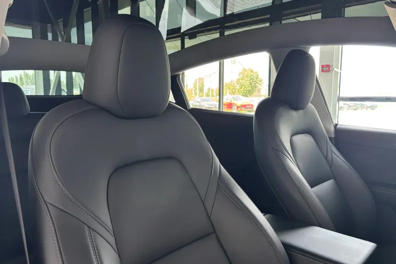 Tesla Model Y din 2023 cu 151.000 km - oferta TES217913 - foto 12