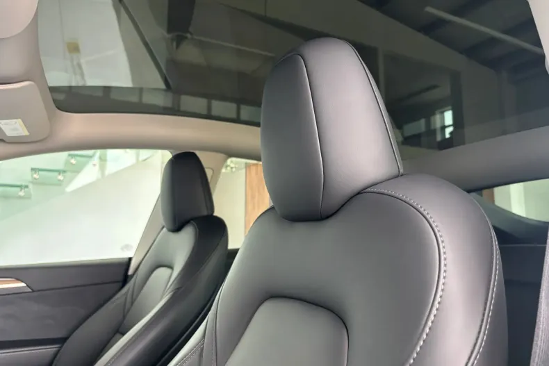 Tesla Model Y din 2023 cu 151.000 km - oferta TES217913 - foto 22