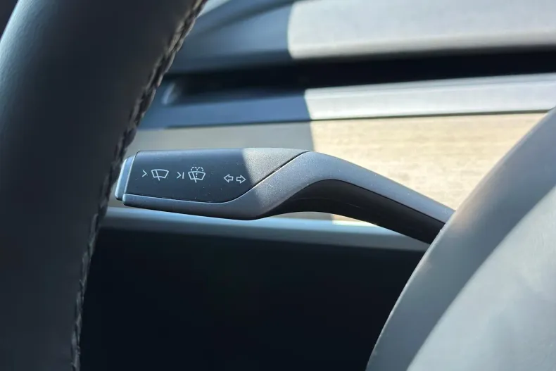 Tesla Model Y din 2022 cu 94.829 km - oferta TES217916 - foto 26