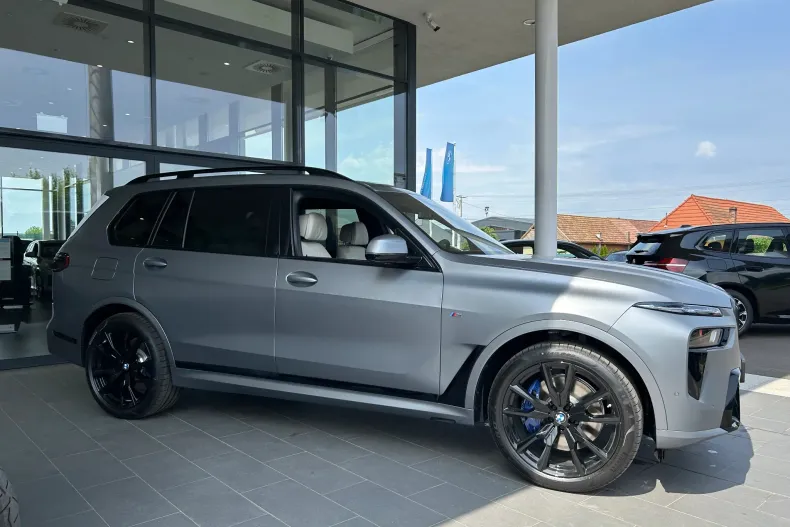 BMW X7 (Seria X) din 2026 cu 7 km - oferta BMW217920 - foto 6