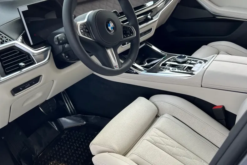 BMW X7 (Seria X) din 2026 cu 7 km - oferta BMW217920 - foto 8
