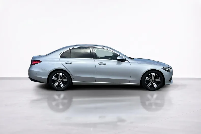 Mercedes-Benz C 200 (Clasa C) din 2021 cu 138.216 km - oferta MER217923 - foto 7