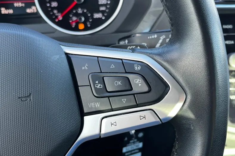 Volkswagen Tiguan din 2023 cu 83.213 km - oferta VOL217926 - foto 17