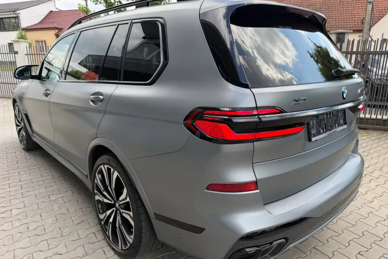 BMW X7 (Seria X) din 2023 cu 85.626 km - oferta BMW217929 - foto 3