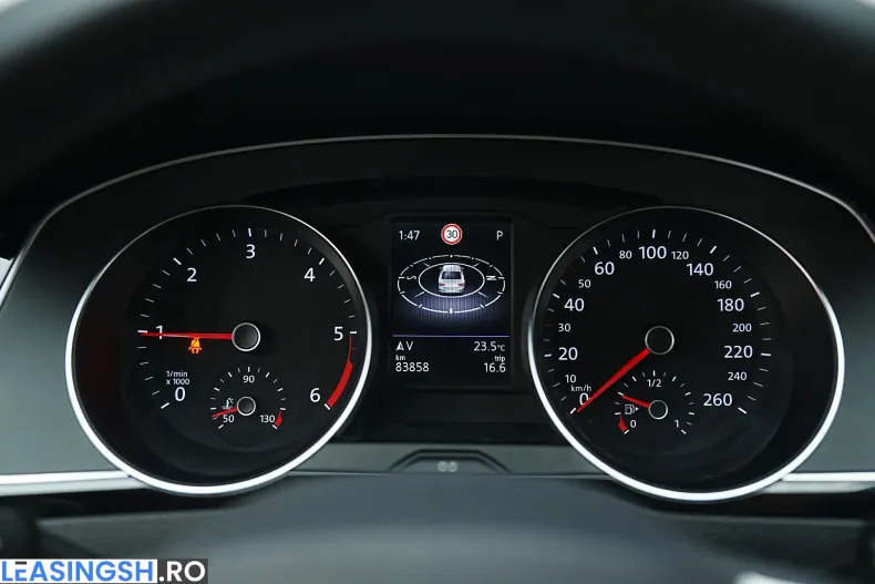 Volkswagen Passat din 2021 cu 83.000 km - oferta VOL217932 - foto 22