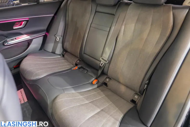 Mercedes-Benz E (Clasa E) din 2024 cu 20.600 km - oferta MER217955 - foto 22