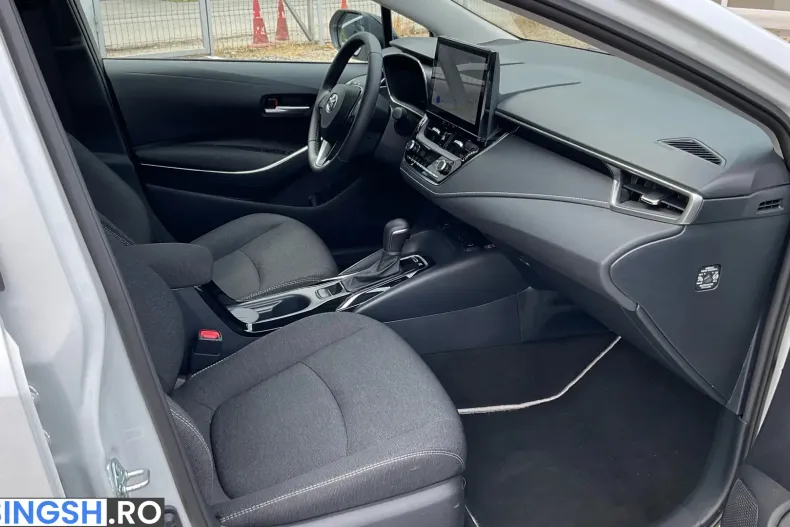 Toyota Corolla din 2025 cu 10.633 km - oferta TOY217957 - foto 6