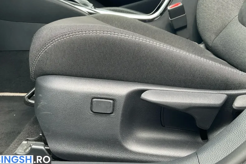 Toyota Corolla din 2025 cu 10.633 km - oferta TOY217957 - foto 33