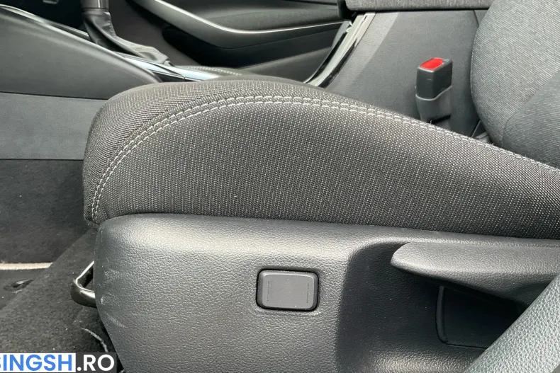 Toyota Corolla din 2025 cu 5.849 km - oferta TOY217959 - foto 34