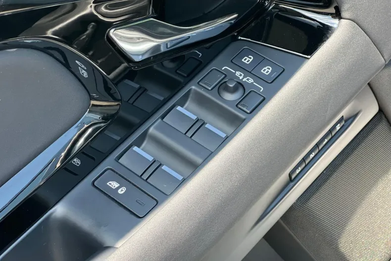 Land Rover Range Rover Evoque din 2024 cu 55.723 km - oferta LAN217961 - foto 12