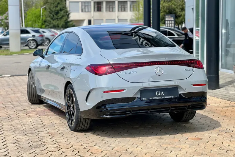 Mercedes-Benz CLA 200 (Clasa CLA) din 2025 cu 3 km - oferta MER217968 - foto 3