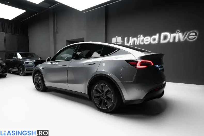 Tesla Model Y din 2024 cu 40.000 km - oferta TES217977 - foto 7