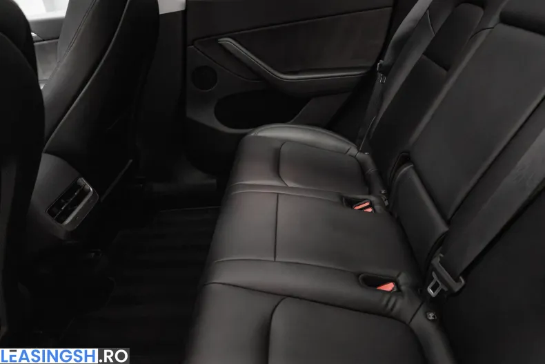 Tesla Model Y din 2024 cu 40.000 km - oferta TES217977 - foto 31