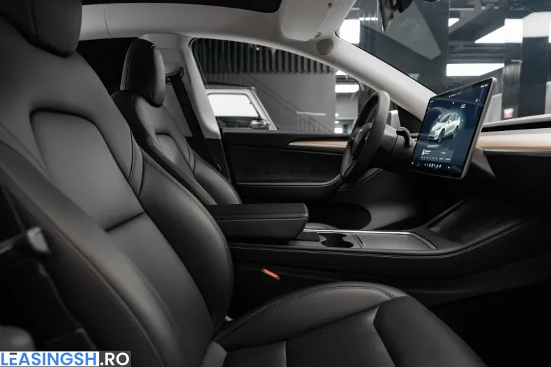 Tesla Model Y din 2024 cu 40.000 km - oferta TES217977 - foto 33