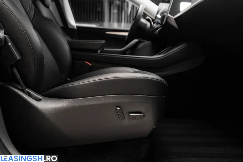 Tesla Model Y din 2024 cu 40.000 km - oferta TES217977 - foto 35