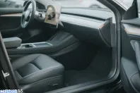 Tesla Model 3 din 2022 cu 52.404 km - oferta TES217981 - foto 17