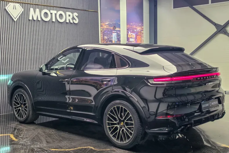 Porsche Cayenne Coupe din 2024 cu 60.900 km - oferta POR217984 - foto 4