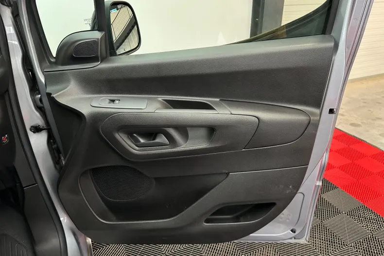 Toyota Proace din 2023 cu 149.417 km - oferta TOY217992 - foto 24