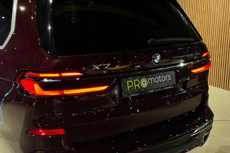 BMW X7 (Seria X) din 2023 cu 92.500 km - oferta BMW217995 - foto 6