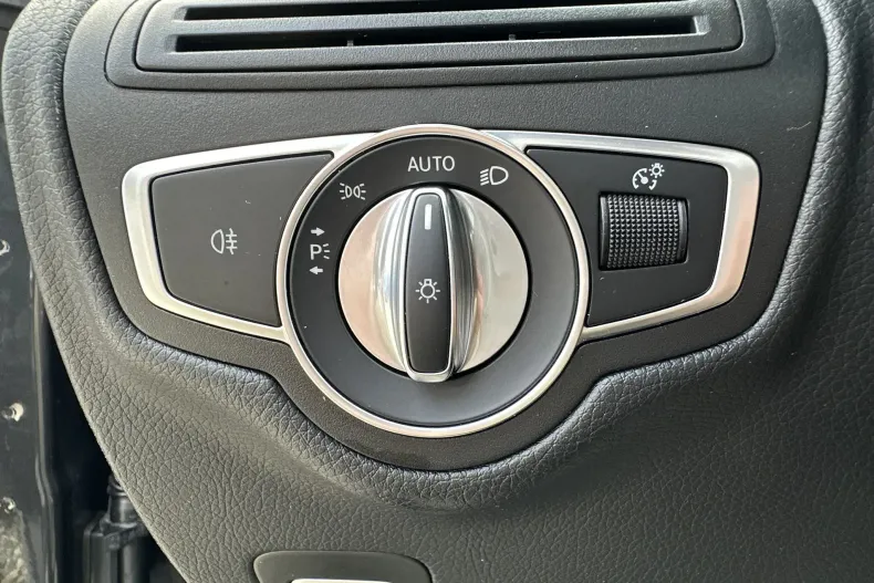 Mercedes-Benz GLC Coupe (Clasa GLC) din 2020 cu 104.824 km - oferta MER217996 - foto 15