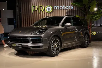 Porsche Cayenne din 2020 - oferta POR217997