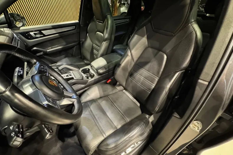 Porsche Cayenne din 2020 cu 123.400 km - oferta POR217997 - foto 20