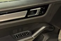 Porsche Cayenne din 2020 cu 123.400 km - oferta POR217997 - foto 21