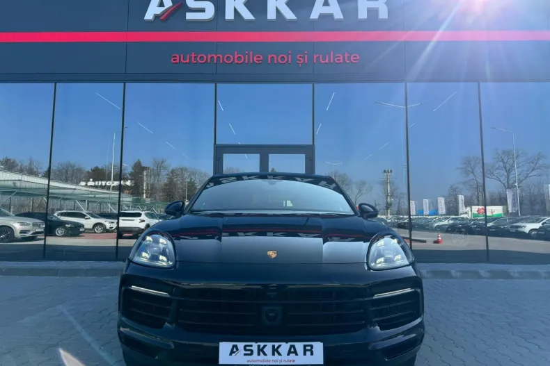 Porsche Cayenne din 2021 cu 60.152 km - oferta POR218000 - foto 2