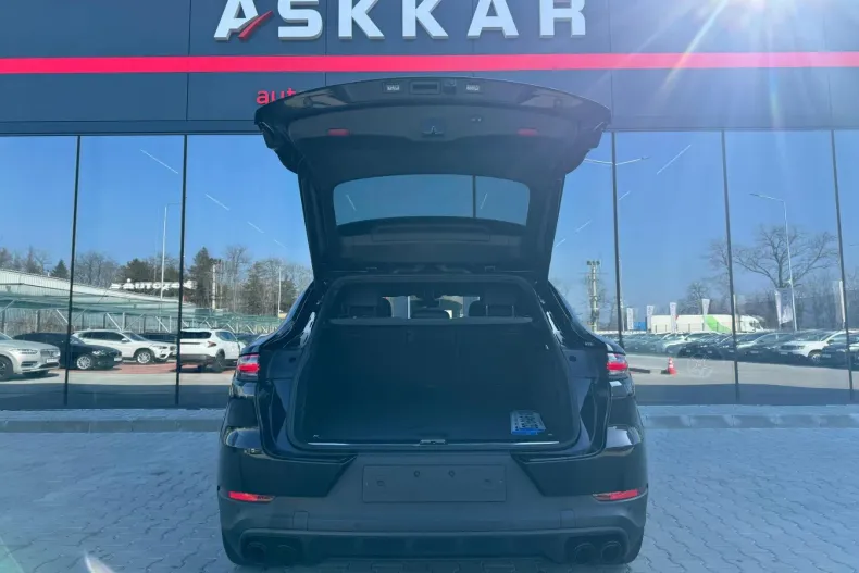 Porsche Cayenne din 2021 cu 60.152 km - oferta POR218000 - foto 7