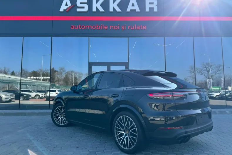 Porsche Cayenne din 2021 cu 60.152 km - oferta POR218000 - foto 8
