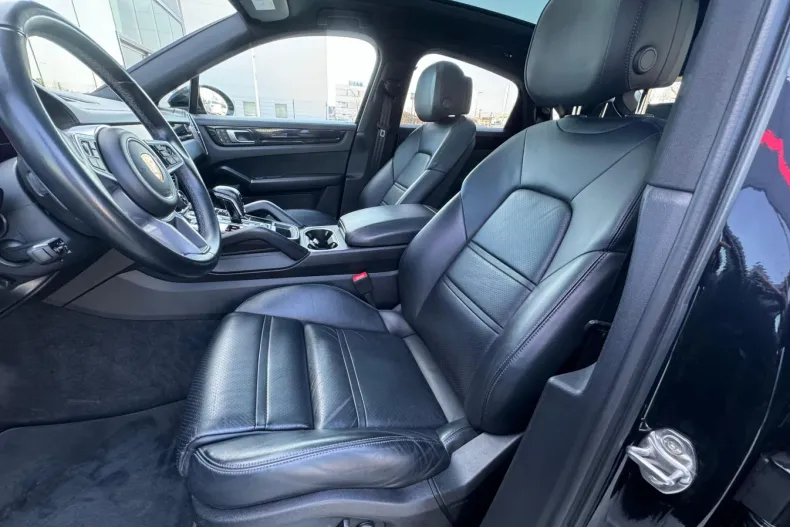 Porsche Cayenne din 2021 cu 60.152 km - oferta POR218000 - foto 15