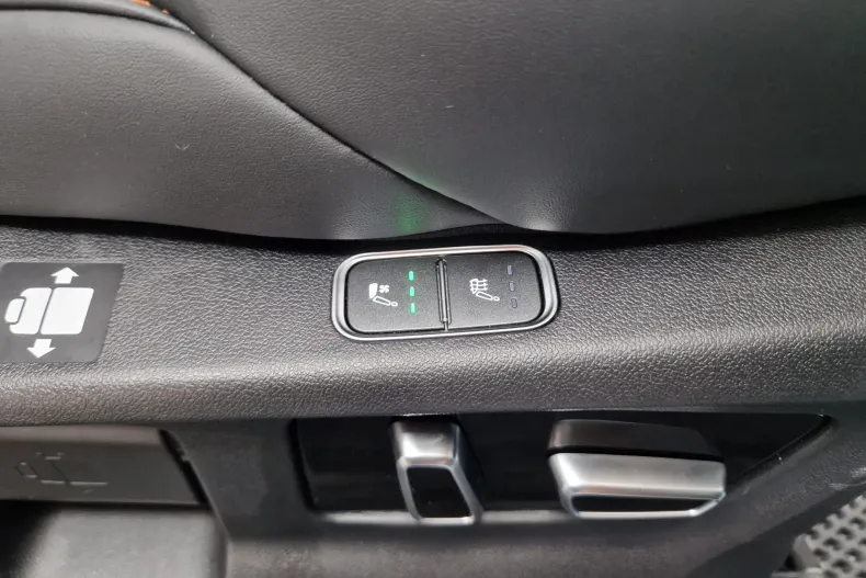 Forthing 4 Yacht din 2025 cu 12.759 km - oferta FOR218011 - foto 8
