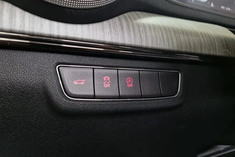 Forthing 4 Yacht din 2025 cu 12.759 km - oferta FOR218011 - foto 11