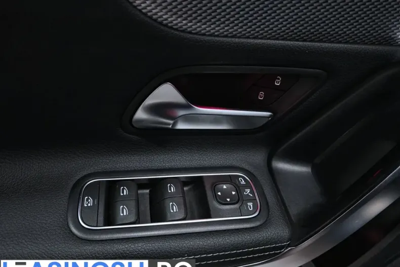 Mercedes-Benz A 250 (Clasa A) din 2021 cu 111.569 km - oferta MER218012 - foto 23