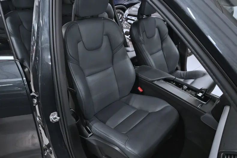 Volvo XC90 din 2021 cu 124.834 km - oferta VOL218015 - foto 9